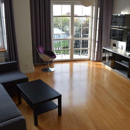 Apartament Rodzinny W Centrum ギジツコ エクステリア 写真