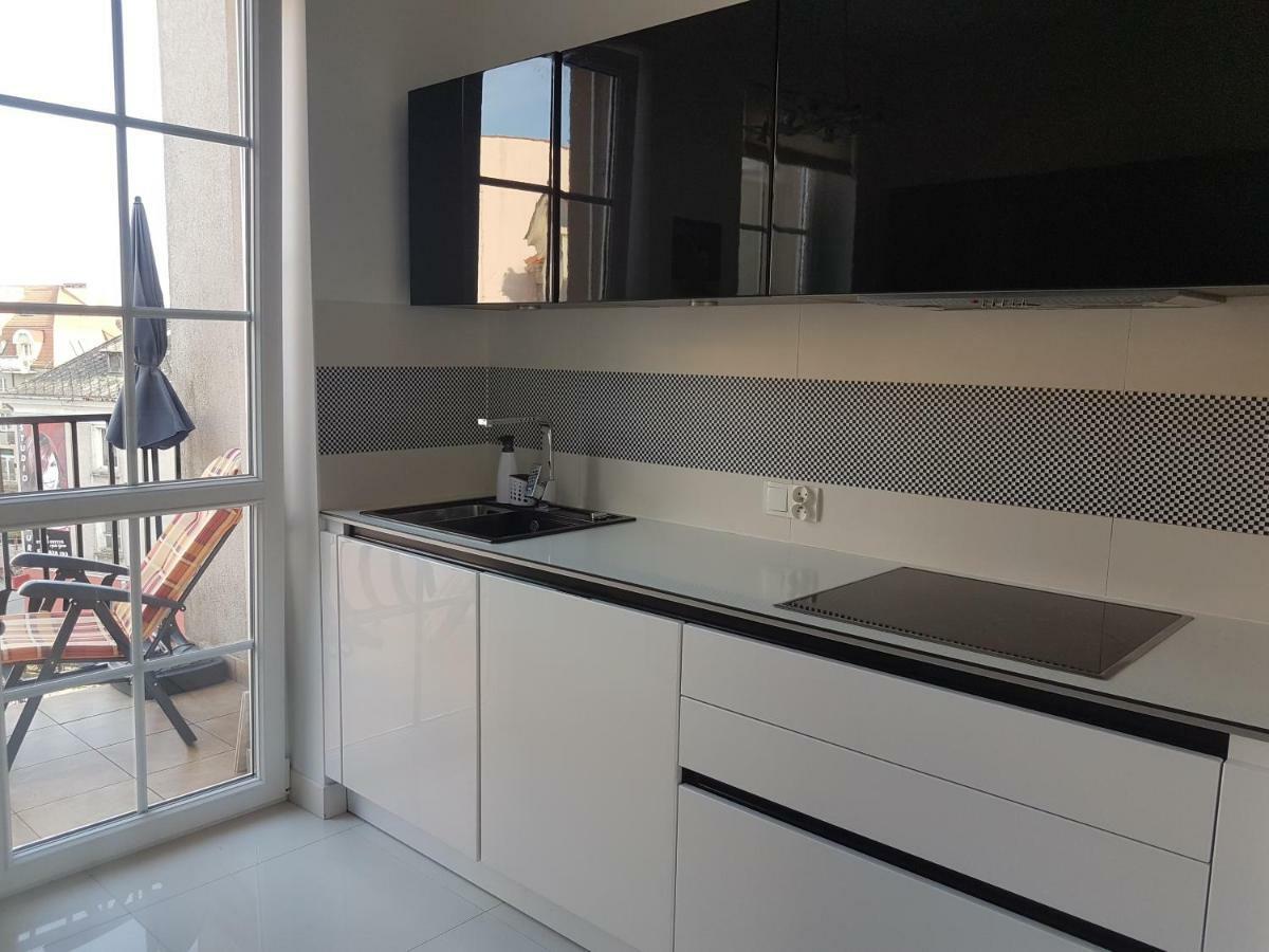 Apartament Rodzinny W Centrum ギジツコ エクステリア 写真