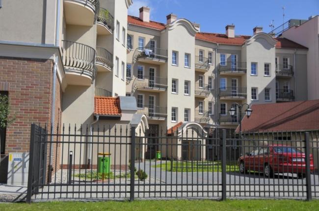 Apartament Rodzinny W Centrum ギジツコ エクステリア 写真